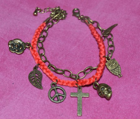 Voodoo Charms (Orange) -£5